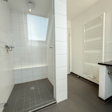 Badezimmer DG