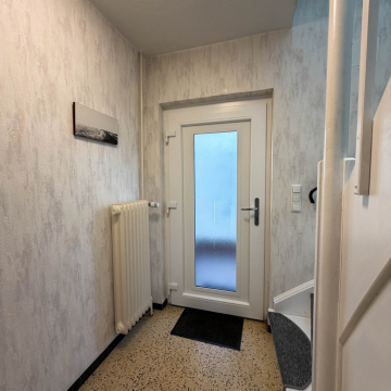 Flur mit Treppe